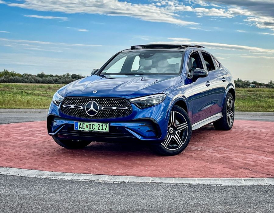 Amikor a presztízsből luxus lesz – Mercedes Benz GLC 400e 4Matic Coupé - STYLENEWS - Mobility - glc coupe 2023, glc coupe 400e, GLC coupé PHEV teszt, glc mercedes, Mercedes GLC coupé 400e teszt, Mercedes-Benz GLC 400e teszt, 