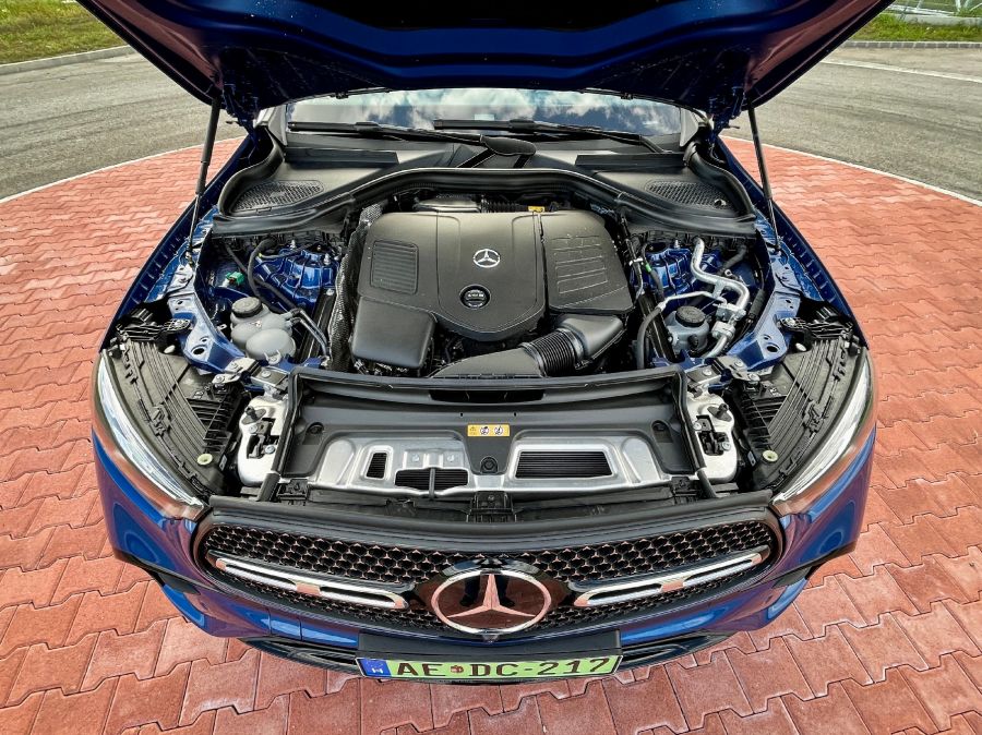 Amikor a presztízsből luxus lesz – Mercedes Benz GLC 400e 4Matic Coupé - STYLENEWS - Mobility - glc coupe 2023, glc coupe 400e, GLC coupé PHEV teszt, glc mercedes, Mercedes GLC coupé 400e teszt, Mercedes-Benz GLC 400e teszt, 