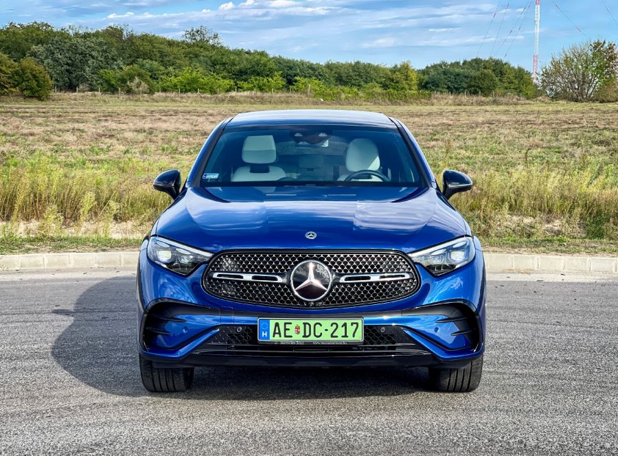 Amikor a presztízsből luxus lesz – Mercedes Benz GLC 400e 4Matic Coupé - STYLENEWS - Mobility - glc coupe 2023, glc coupe 400e, GLC coupé PHEV teszt, glc mercedes, Mercedes GLC coupé 400e teszt, Mercedes-Benz GLC 400e teszt, 