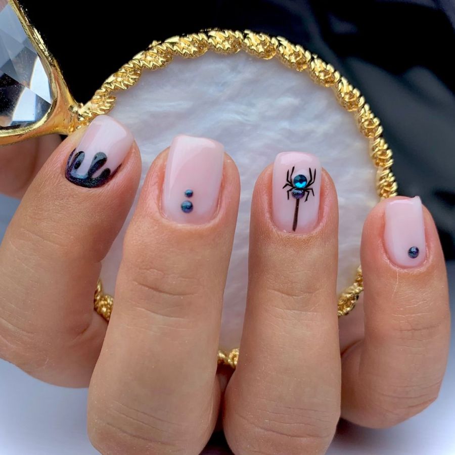 Halloweeni Körmök: Varázslatos Manikűr - SZÉPSÉG -  - halloweeni körmök, köröm, manikűr, 