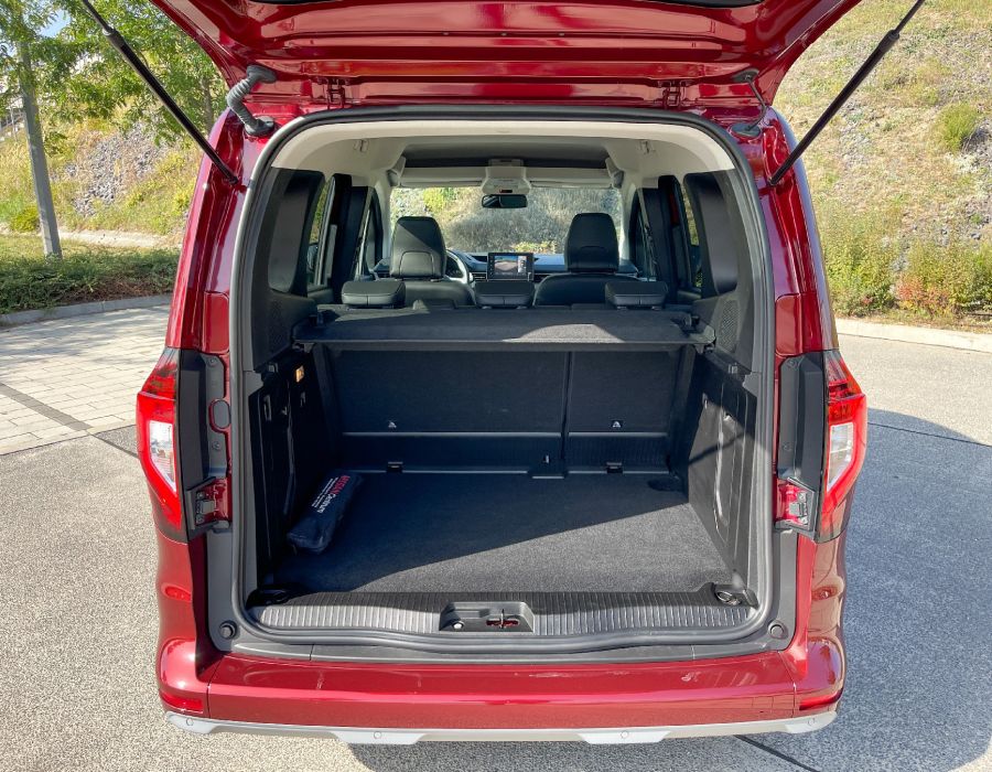 Kicsit másképpen fésülve máris más vagy – Nissan Townstar Combi 1.3 DIG-T - STYLENEWS - Mobility - nissan townstar combi 1.3 dig, townstar combi, townstar nissan, townstar teszt, 