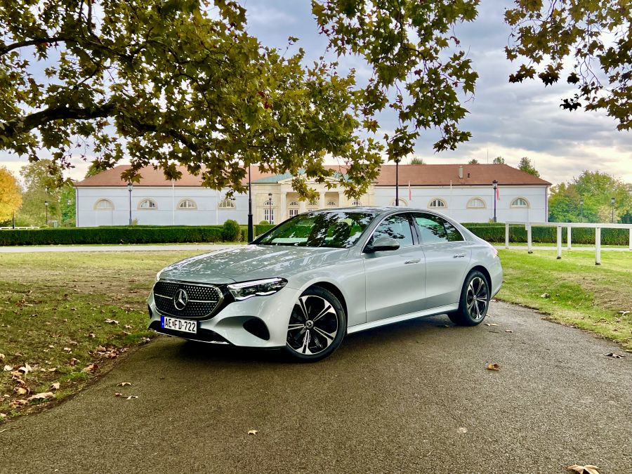 Szemet gyönyörködtető látvány – Mercedes-Benz E osztály bemutató - STYLENEWS - Mobility - 2023 Mercedes E, E osztály bemutató, mercedes benz, mercedes benz e osztály, mercedes e bemutató, 