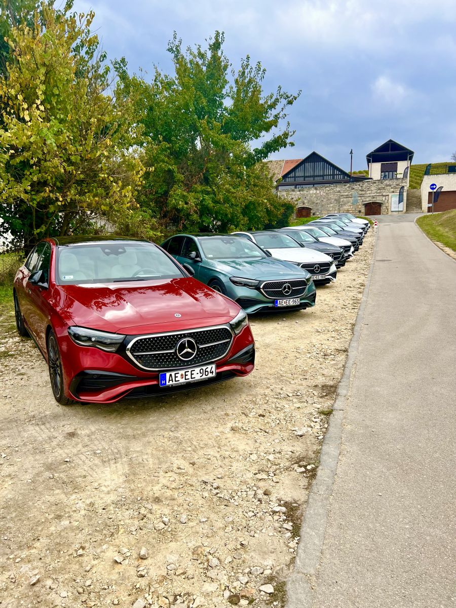 Szemet gyönyörködtető látvány – Mercedes-Benz E osztály bemutató - STYLENEWS - Mobility - 2023 Mercedes E, E osztály bemutató, mercedes benz, mercedes benz e osztály, mercedes e bemutató, 