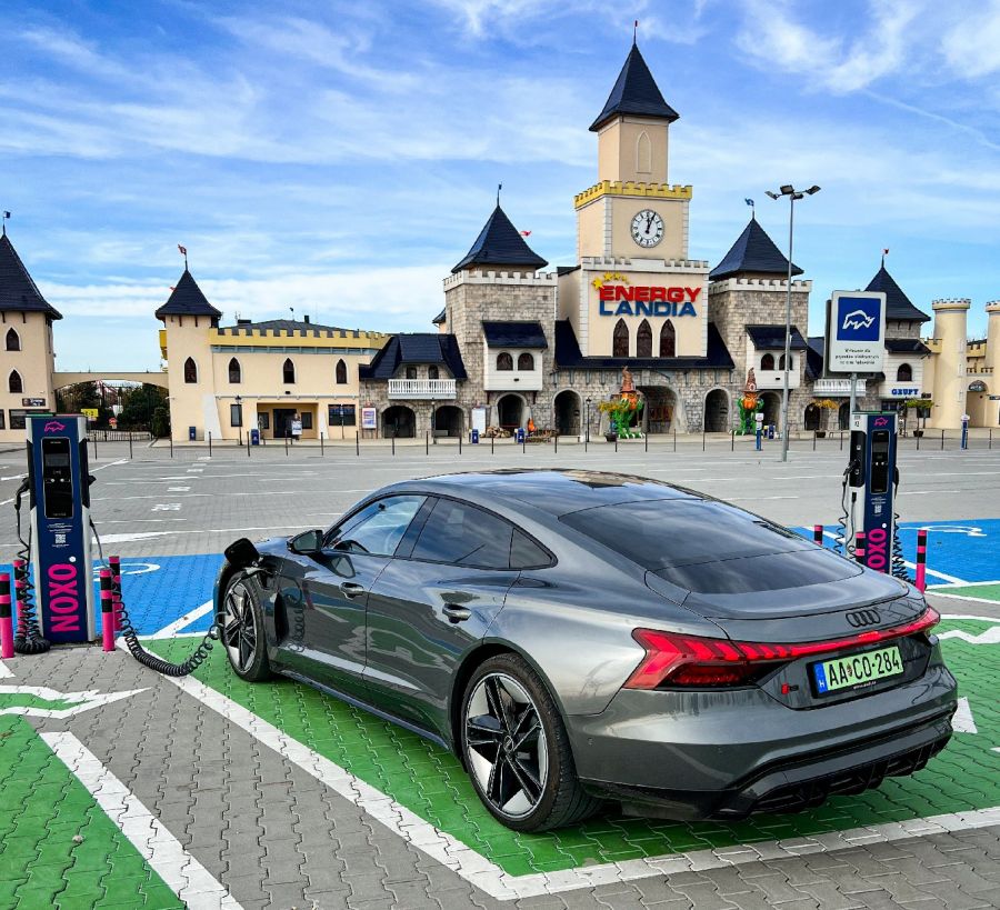 Különleges – Audi RS e-tron GT - STYLENEWS - Mobility - 2023 e-tron gt, audi rs e-tron gt teszt, rs e-tron gt, rs e-tron gt teszt, 