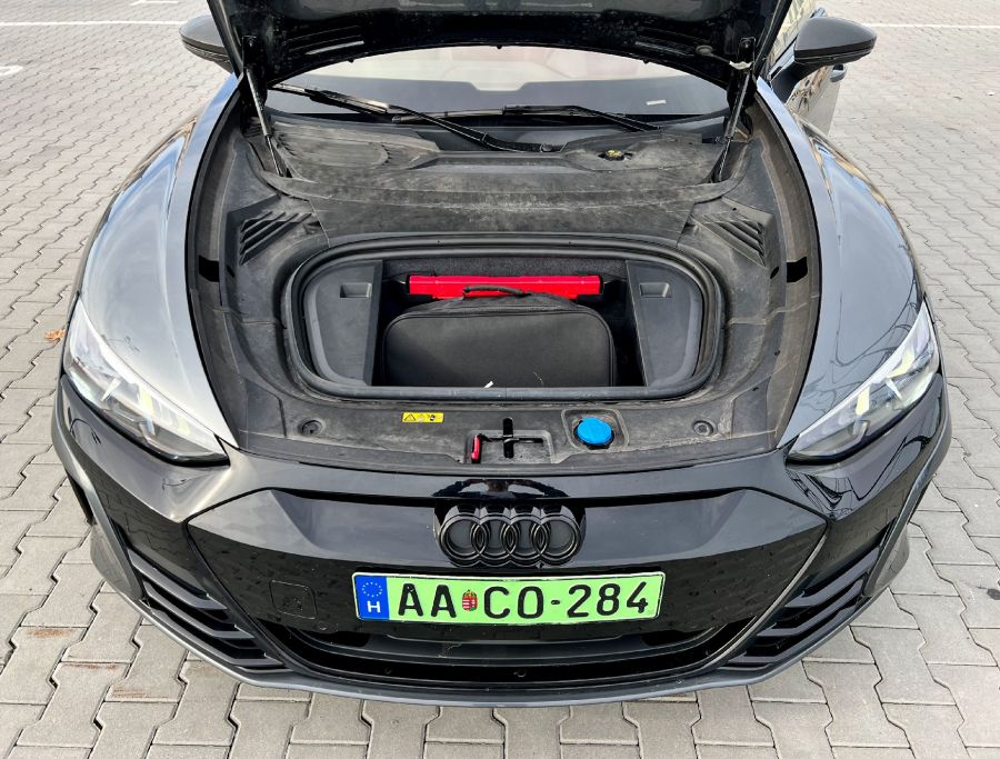 Különleges – Audi RS e-tron GT - STYLENEWS - Mobility - 2023 e-tron gt, audi rs e-tron gt teszt, rs e-tron gt, rs e-tron gt teszt, 