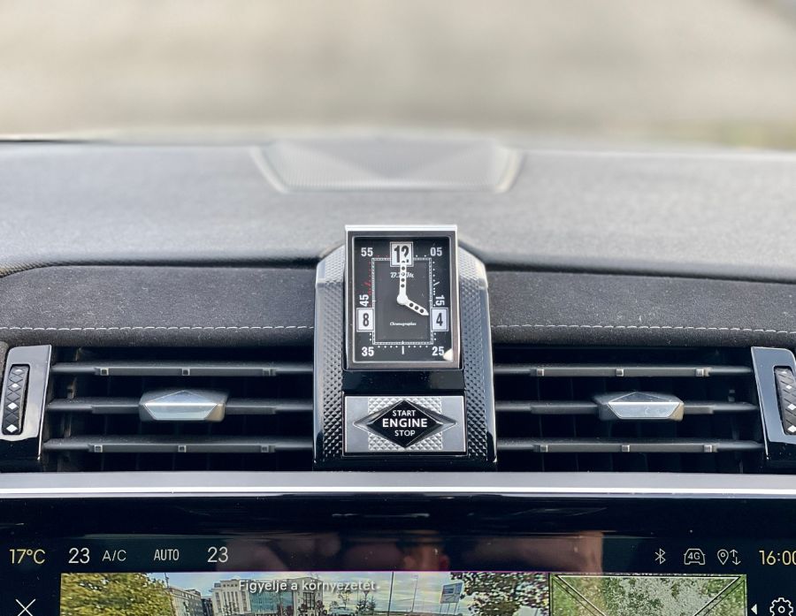 A divat fővárosából – DS 7 E-Tense 300 4x4 - STYLENEWS - Mobility - ds automobiles, ds7 2023, ds7 crossback teszt, ds7 e tense, ds7 e tense 300 teszt, ds7 teszt, 