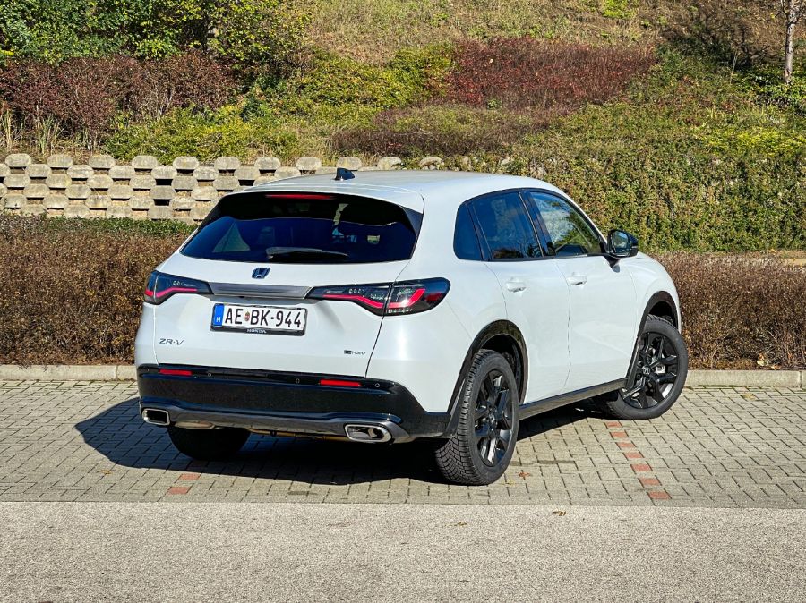 Civic a magasban – Honda ZR-V Sport - STYLENEWS - Mobility - 2023 Honda Zr-V sport teszt, zr-v, zr-v 2023, zr-v ehev, zr-v honda, zr-v honda 2023, zr-v sport, zr-v teszt, zrv teszt, 