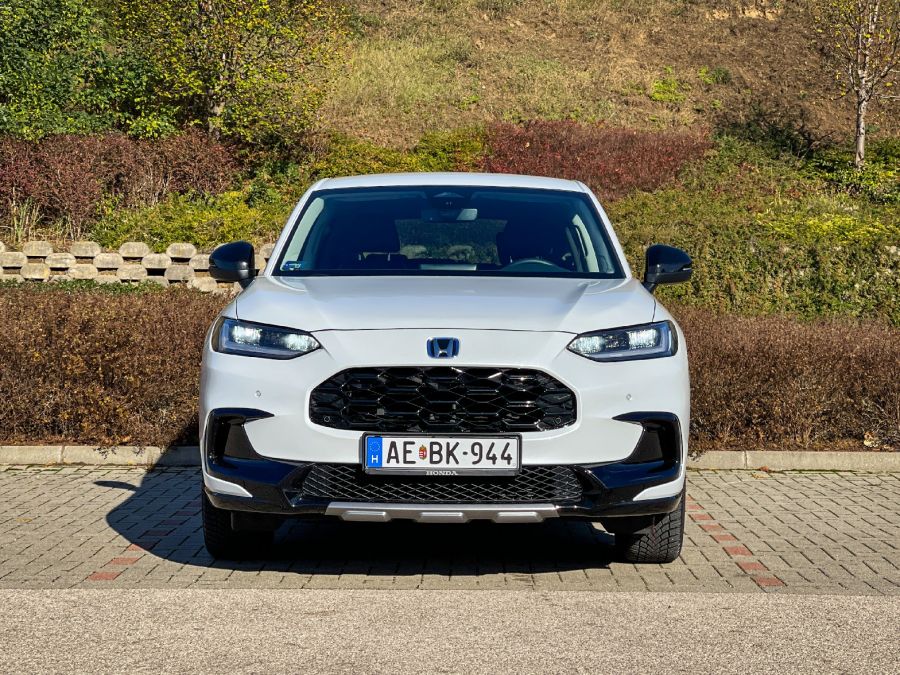 Civic a magasban – Honda ZR-V Sport - STYLENEWS - Mobility - 2023 Honda Zr-V sport teszt, zr-v, zr-v 2023, zr-v ehev, zr-v honda, zr-v honda 2023, zr-v sport, zr-v teszt, zrv teszt, 