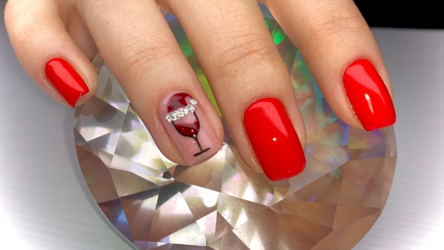 Karácsonyi Körmök: Ünnepi Manikűr - SZÉPSÉG -  - 
