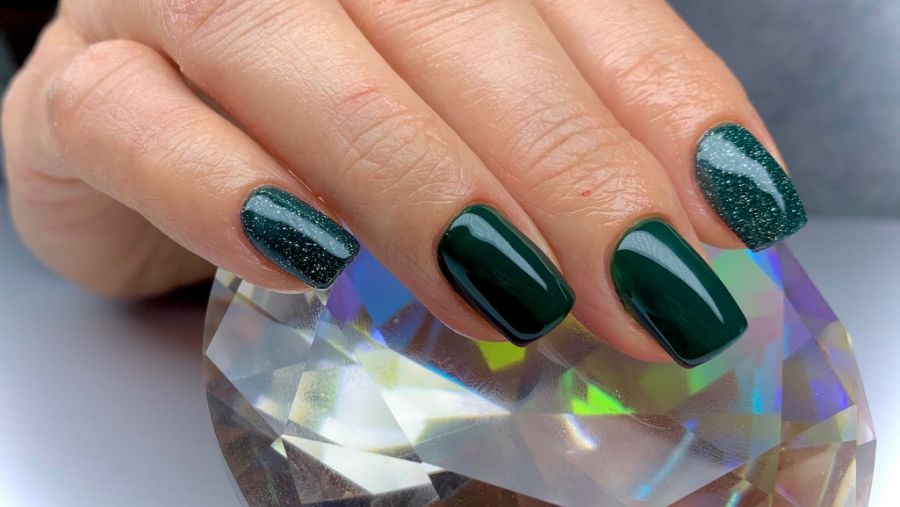 Karácsonyi Körmök: Ünnepi Manikűr - SZÉPSÉG -  - karácsony, karácsonyi körmök, köröm, manikűr, Muhr Alexa, muhralexa.nails, ünnepi körmök, ünnepi manikűr, 