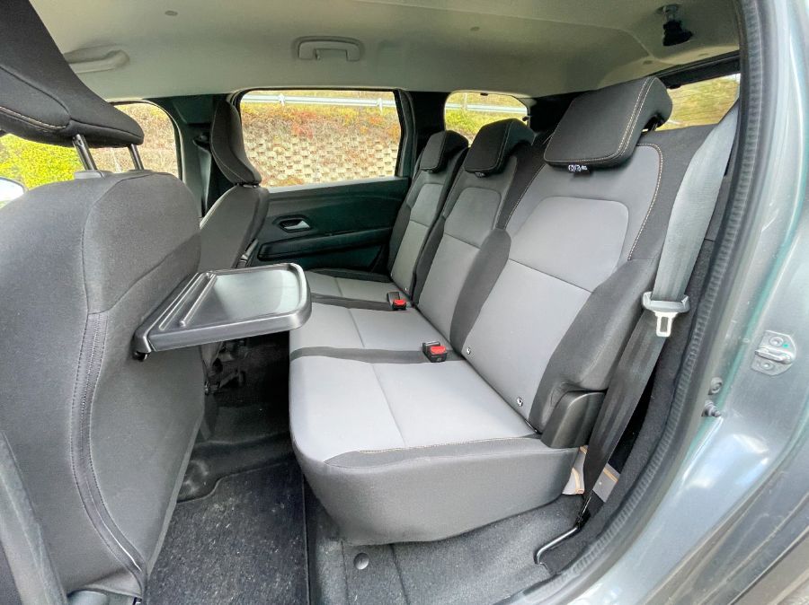 Hihetetlen funkciók – Dacia Jogger Extreme TCe110 - STYLENEWS - Mobility - dacia jogger, Dacia Jogger Extreme ággyal, dacia jogger extreme teszt, Dacia Jogger TCe110 teszt, jogger, Jogger sátor, 