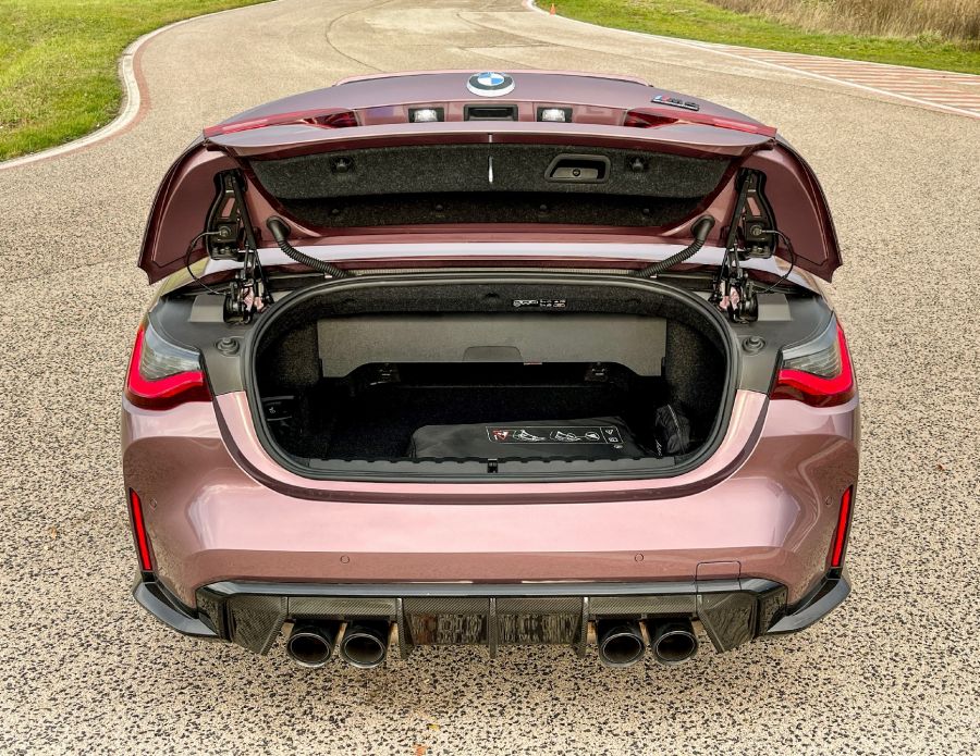 Mit Mondhatnék, Minthogy Menő – BMW M4 Competition Cabrio - STYLENEWS - Mobility - 2023 BMW M4 Competition Cabrio teszt, bmw m4, bmw m4 cabrio teszt, M4 cabrio teszt, M4 competition cabrio, 