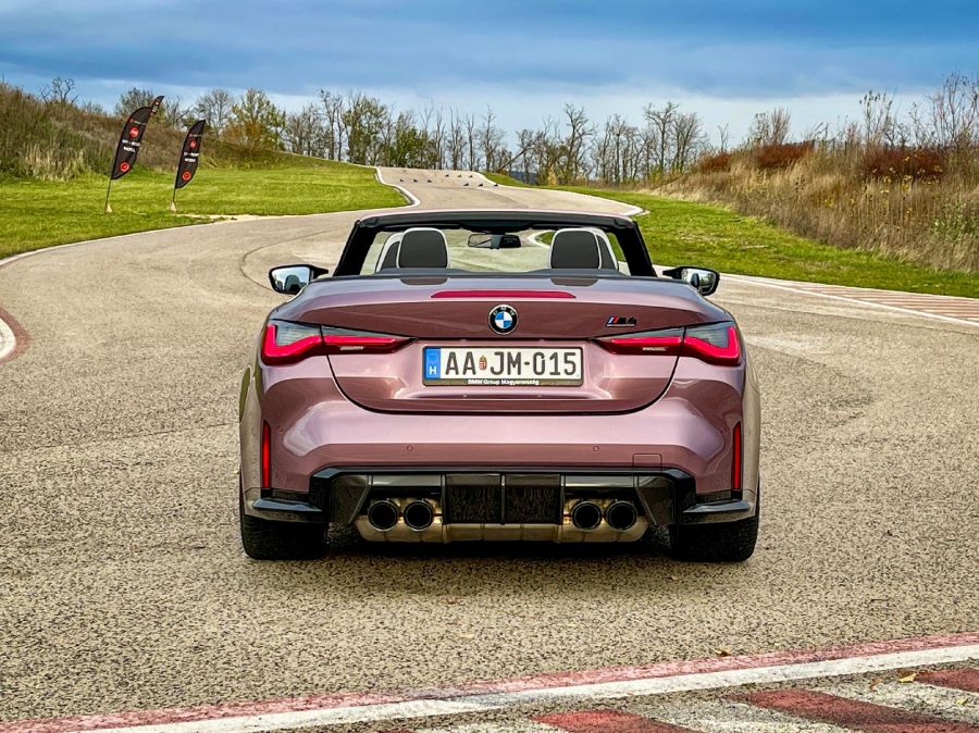 Mit Mondhatnék, Minthogy Menő – BMW M4 Competition Cabrio - STYLENEWS - Mobility - 2023 BMW M4 Competition Cabrio teszt, bmw m4, bmw m4 cabrio teszt, M4 cabrio teszt, M4 competition cabrio, 