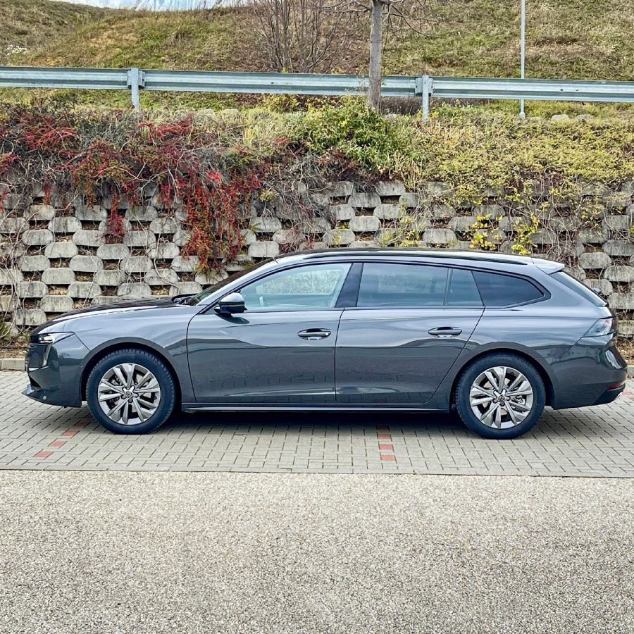 Szemben az árral - Peugeot 508 SW Allure 1,5 BlueHDI 130 - STYLENEWS - Mobility - 2023 Peugeot 508 SW 1%2C5 BlueHDI teszt, 508 peugeot, 508 Peugeot 2023, Peugeot 508 SW Allure 1%2C5 dízel teszt, Peugeot 508 teszt, 