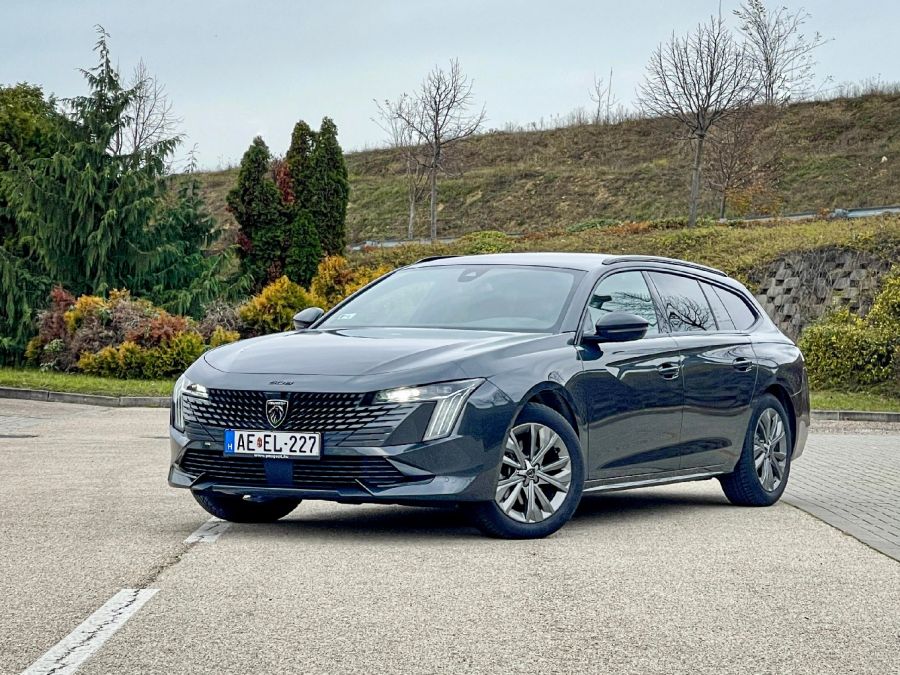 Szemben az árral - Peugeot 508 SW Allure 1,5 BlueHDI 130 - STYLENEWS - Mobility - 2023 Peugeot 508 SW 1%2C5 BlueHDI teszt, 508 peugeot, 508 Peugeot 2023, Peugeot 508 SW Allure 1%2C5 dízel teszt, Peugeot 508 teszt, 