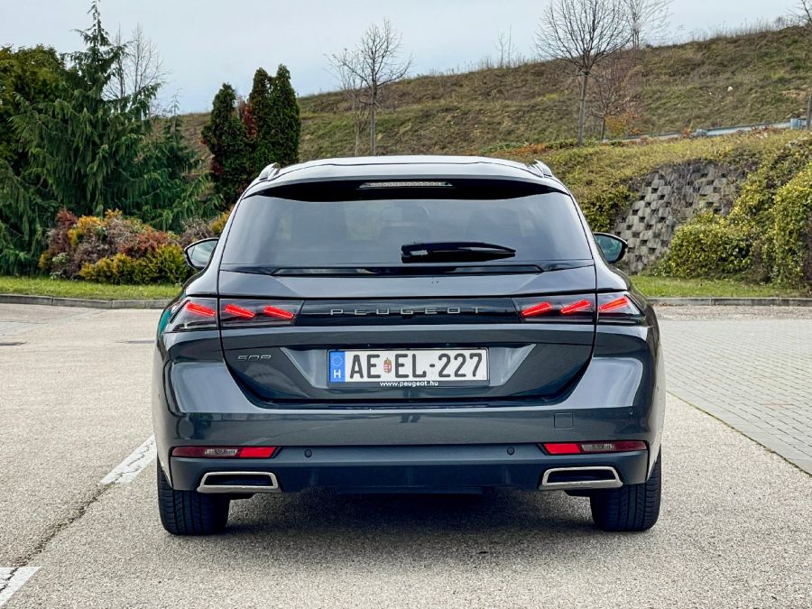 Szemben az árral - Peugeot 508 SW Allure 1,5 BlueHDI 130 - STYLENEWS - Mobility - 2023 Peugeot 508 SW 1%2C5 BlueHDI teszt, 508 peugeot, 508 Peugeot 2023, Peugeot 508 SW Allure 1%2C5 dízel teszt, Peugeot 508 teszt, 