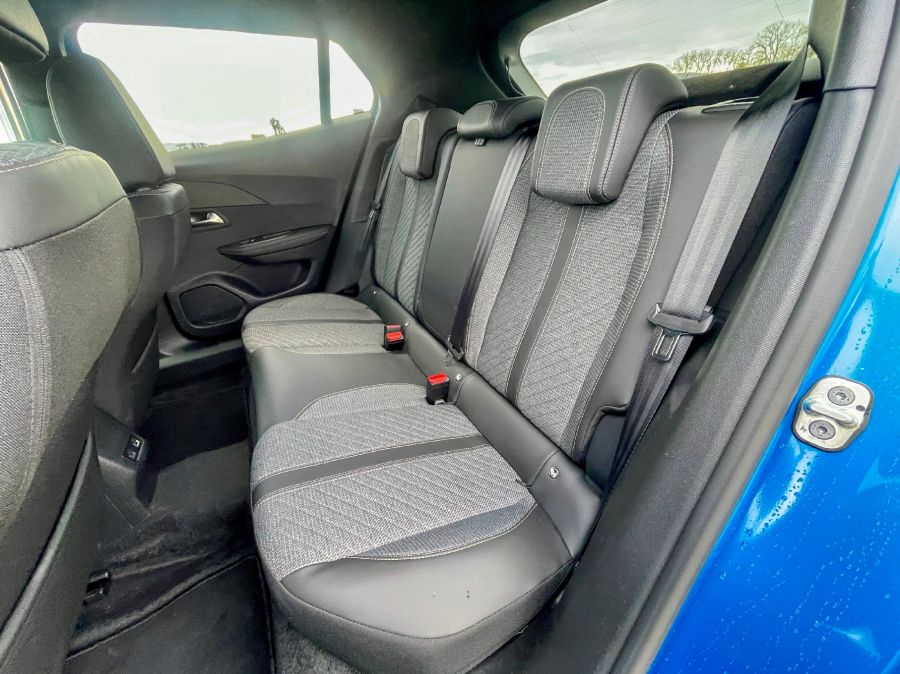 Az év legjobbja franciául – Peugeot e-2008 Allure - STYLENEWS - Mobility - Peugeot 2008 elektromos teszt, Peugeot e 2008 teszt Allure, Peugeot e-2008 teszt, Peugeot e2008 teszt, 