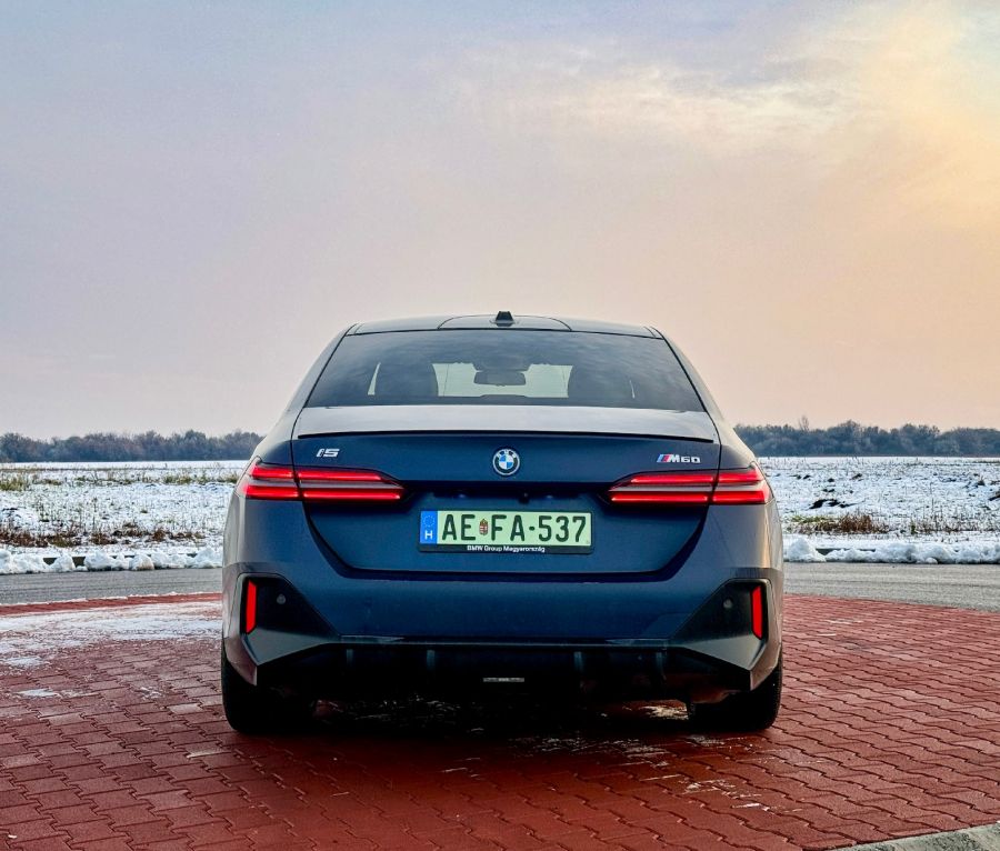 Hetes alá – BMW i5 M60 - STYLENEWS - Mobility - BMW i5 M60, bmw i5 M60 teszt, BMW i5 teszt, i5 M60, i5 M60 tesz, 