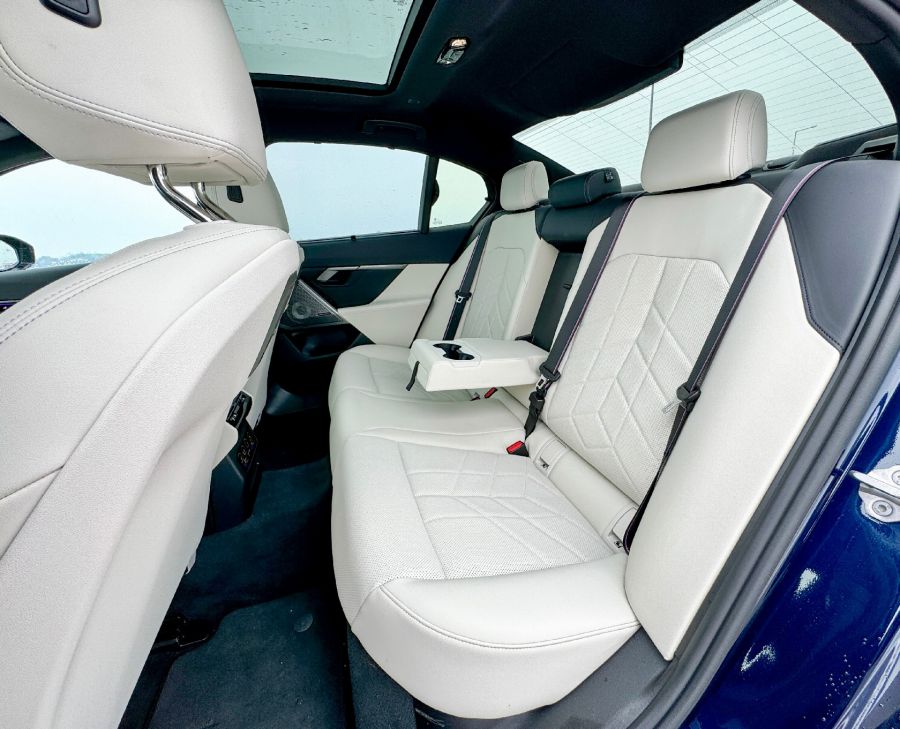 Hetes alá – BMW i5 M60 - STYLENEWS - Mobility - BMW i5 M60, bmw i5 M60 teszt, BMW i5 teszt, i5 M60, i5 M60 tesz, 