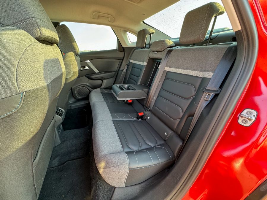 Benzines családi 2023 – Citroën C4 X 1.2 - STYLENEWS - Mobility - Citroen C4 X 1%2C2 teszt, Citroen c4 x benzin, Citroen c4 x teszt, 