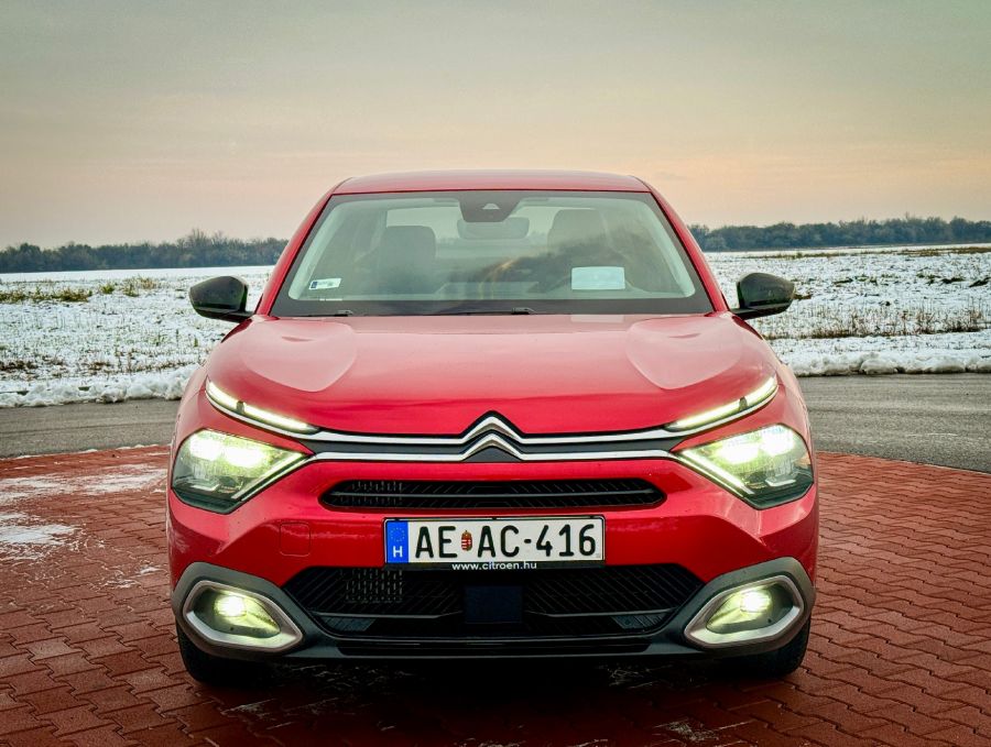 Benzines családi 2023 – Citroën C4 X 1.2 - STYLENEWS - Mobility - Citroen C4 X 1%2C2 teszt, Citroen c4 x benzin, Citroen c4 x teszt, 