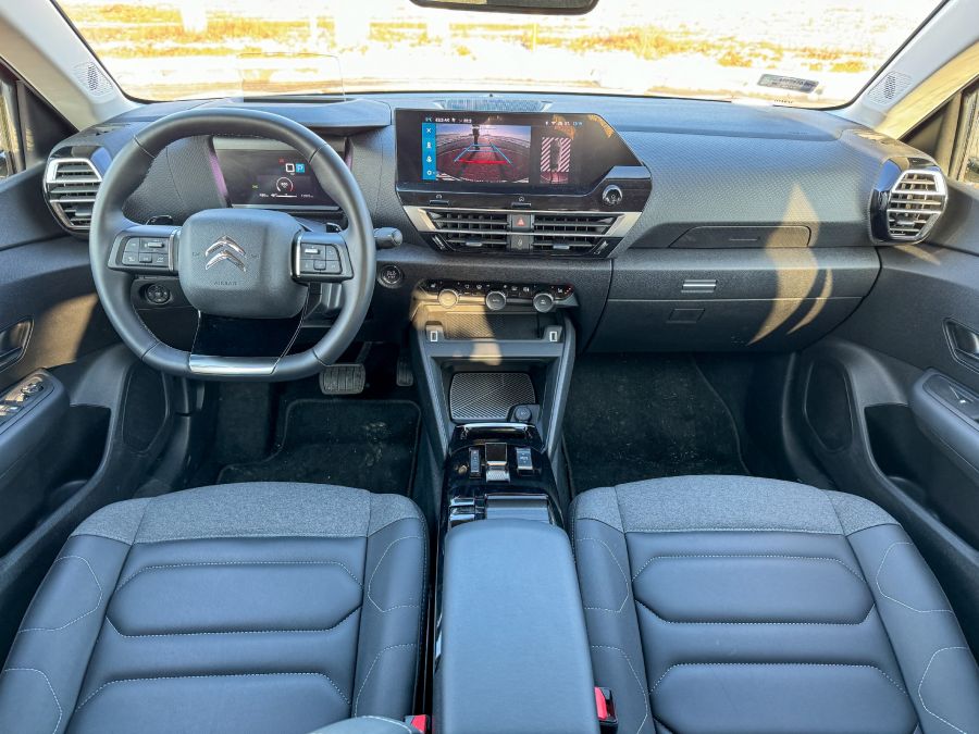 Benzines családi 2023 – Citroën C4 X 1.2 - STYLENEWS - Mobility - Citroen C4 X 1%2C2 teszt, Citroen c4 x benzin, Citroen c4 x teszt, 