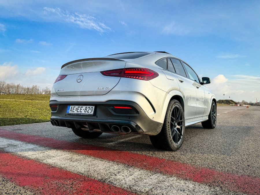 Státusz - Mercedes-AMG GLE 53 4MATIC+ Coupé Mild hybrid - STYLENEWS - Mobility - GLE 53 amg teszt, Mercedes amg GLE 53 4Matic coupé teszt, mercedes gle, Mercedes GLE cloupé teszt, mercedes-amg gle 53 teszt, 