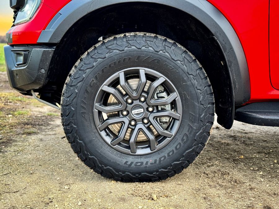 Pickup a csúcson – Ford Ranger Raptor 3.0 Eco Boost - STYLENEWS - Mobility - 2023 Ford ranger raptor teszt, 2023 Ranger Raptor 3.0 Eco Boost teszt, Ford Ranger Raptor teszt, raptor teszt, 