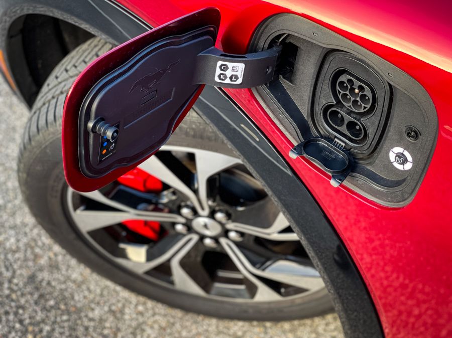 Nyisd ki a szemed és számolj! – Az elektromos autózásról, hogy lehessen min vitatkozni… - STYLENEWS - Mobility - e-autó hatótáv, e-auto töltés, eelktromos autó töltés, elektromos autó hatóótávolság, elektromos autó hatótáv, hatótáv para, wltp hatótáv átverés, 