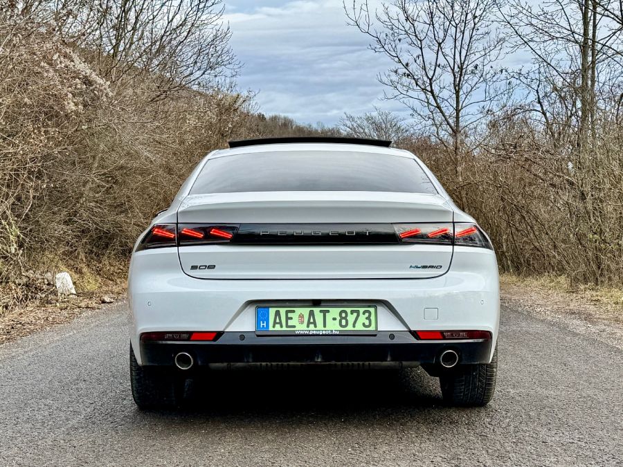 Sportosan elegáns, elegánsan sportos – Peugeot 508 GT Hybrid 225 - STYLENEWS - Mobility - 2023 peugeot 508, 2023 Peugeot 508 GT Hybrid 225 teszt, 508 peugeot, Peugeot 508 teszt, Peugeot 58 hybrid teszt, 