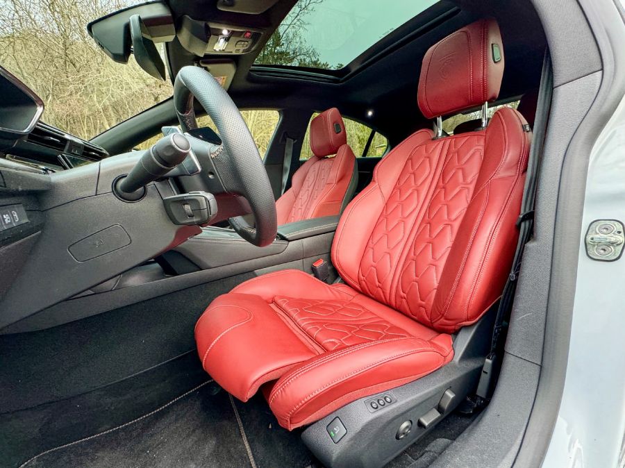 Sportosan elegáns, elegánsan sportos – Peugeot 508 GT Hybrid 225 - STYLENEWS - Mobility - 2023 peugeot 508, 2023 Peugeot 508 GT Hybrid 225 teszt, 508 peugeot, Peugeot 508 teszt, Peugeot 58 hybrid teszt, 