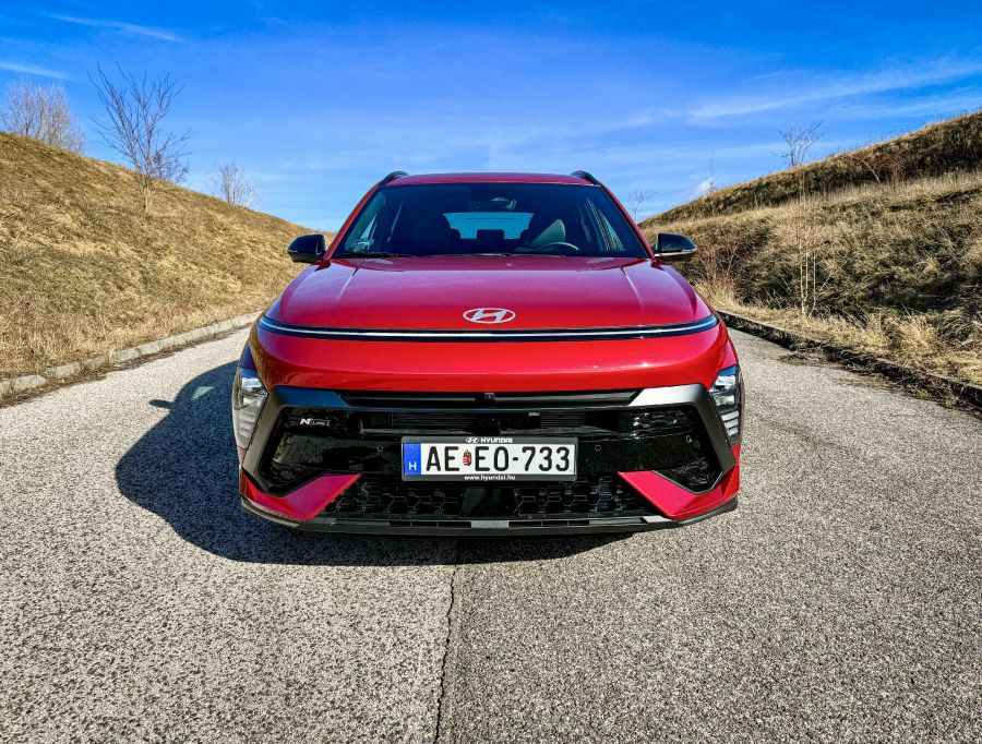 A katonatiszt – Hyundai Kona 1.6 GDi Hibrid - STYLENEWS - Mobility - 2024 Hyundai Kona 1.6 GDi Hibrid teszt, Hyundai Kona hybrid teszt, Hyundai Kona teszt, 