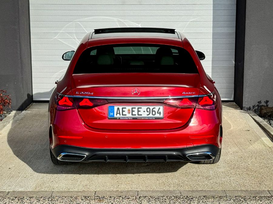 A legfontosabb bástyák és a kapcsolódó elvárások – Mercedes-Benz E220 d 4Matic limuzin - STYLENEWS - Mobility - e220 mercedes, e220 mercedes 2023, mercedes benz, mercedes e200 d 4Matic limuzin teszt, mercedes e220 dízel limuzin teszt, 