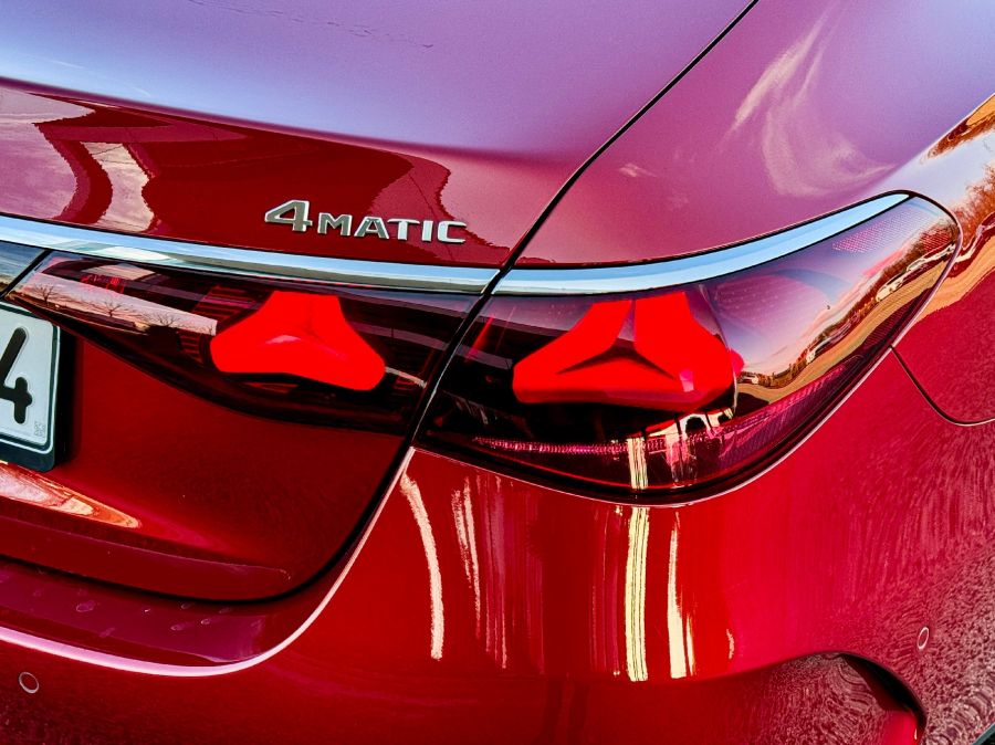 A legfontosabb bástyák és a kapcsolódó elvárások – Mercedes-Benz E220 d 4Matic limuzin - STYLENEWS - Mobility - e220 mercedes, e220 mercedes 2023, mercedes benz, mercedes e200 d 4Matic limuzin teszt, mercedes e220 dízel limuzin teszt, 