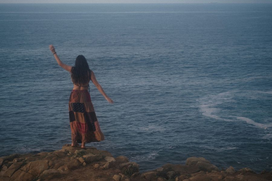 Csendes gyógyulás és belső gyermek ápolás: Merkúr a Halakban és Nap-Szaturnusz együttállás energiahullámai - STYLELIFE -  - asztrológia, asztrológus, belső gyermek, Ernst Barbara, horoszkóp, 