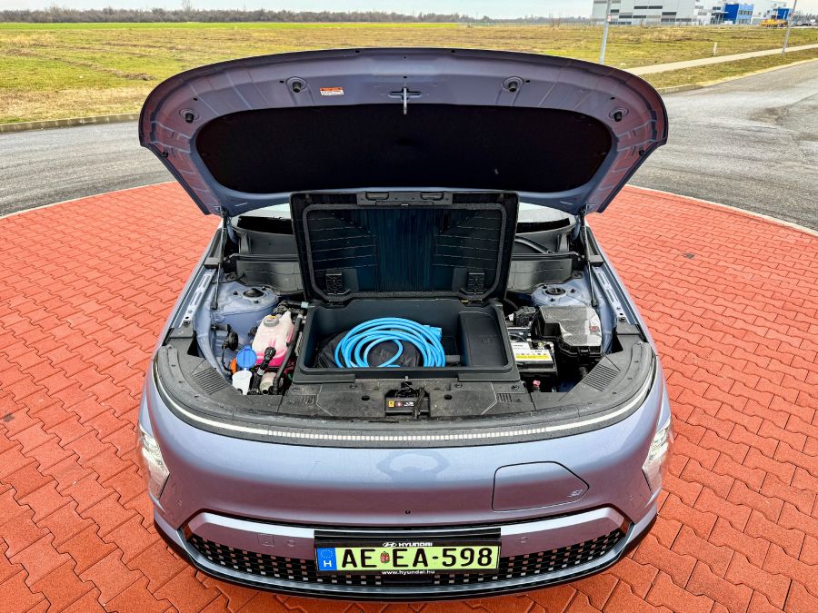 Hűtőrács nélkül – Hyundai Kona EV - STYLENEWS - Mobility - Hyundai Kona EV, Hyundai Kona EV teszt, kona electric, KOna elktromos, Kona EV, 
