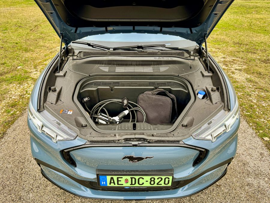 Versenyben, ár versenyben – Ford Mustang Mach-E Premium RWD - STYLENEWS - Mobility - ford mustang mach-e, mach-e mustang teszt, mach-e teszt, Mustang Mach e premium RWD teszt, 