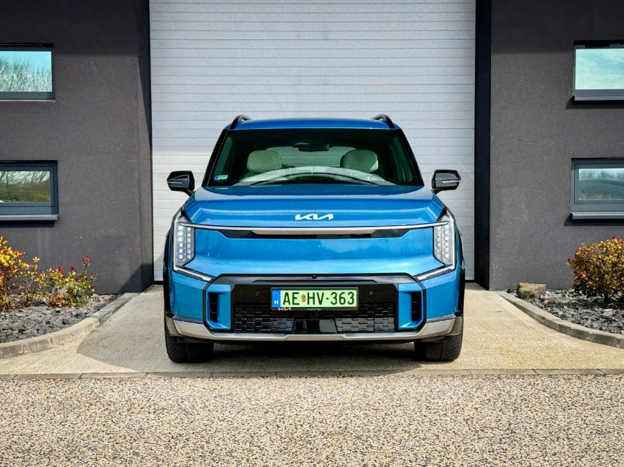 Az elektromos tank – KIA EV9 E384 AWD - STYLENEWS - Mobility - ev9, ev9 kia, ev9 teszt, Kia EV9 E384 AWD teszt, kia ev9 teszt, 