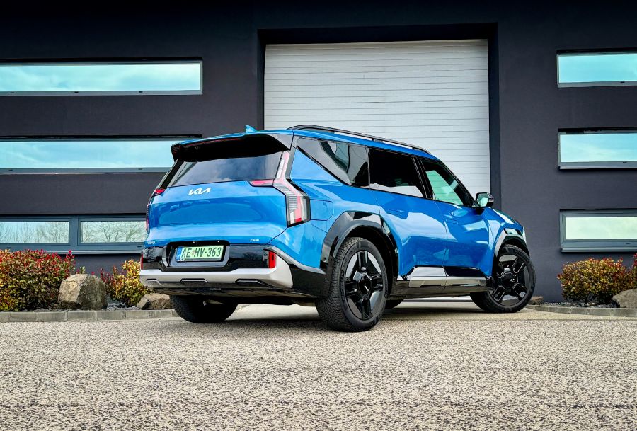 Az elektromos tank – KIA EV9 E384 AWD - STYLENEWS - Mobility - ev9, ev9 kia, ev9 teszt, Kia EV9 E384 AWD teszt, kia ev9 teszt, 