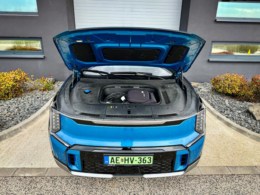 Az elektromos tank – KIA EV9 E384 AWD - STYLENEWS - Mobility - ev9, ev9 kia, ev9 teszt, Kia EV9 E384 AWD teszt, kia ev9 teszt, 