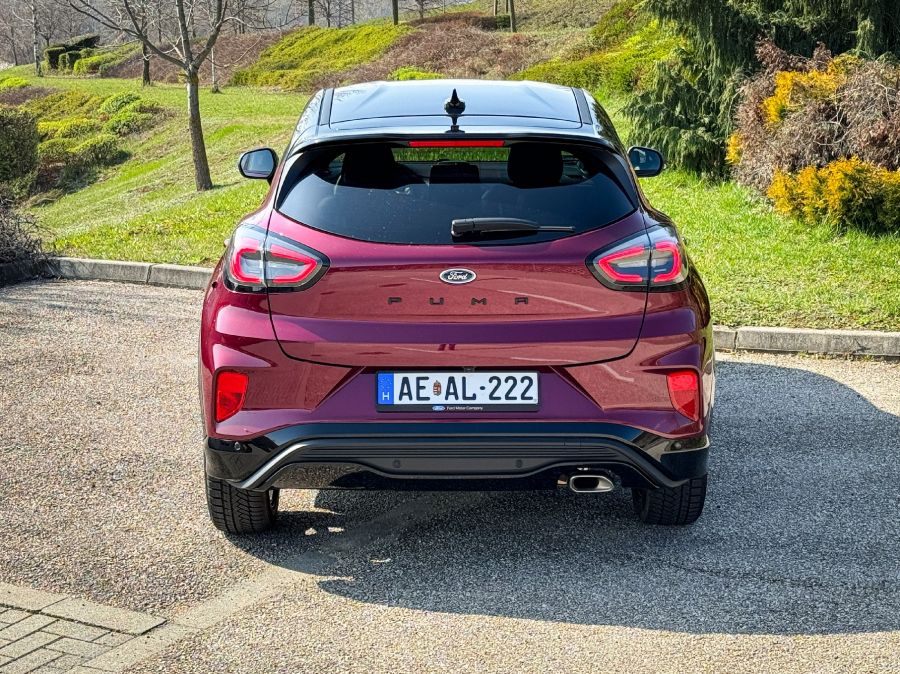 Fordulatosan - Ford Puma Vivid Ruby Edition - STYLENEWS - Mobility - 2023 Ford Puma Vivid Ruby teszt, Ford Puma teszt, Ford Puma Vivid Ruby teszt, Puma Ford, Vivid Ruby Puma, 