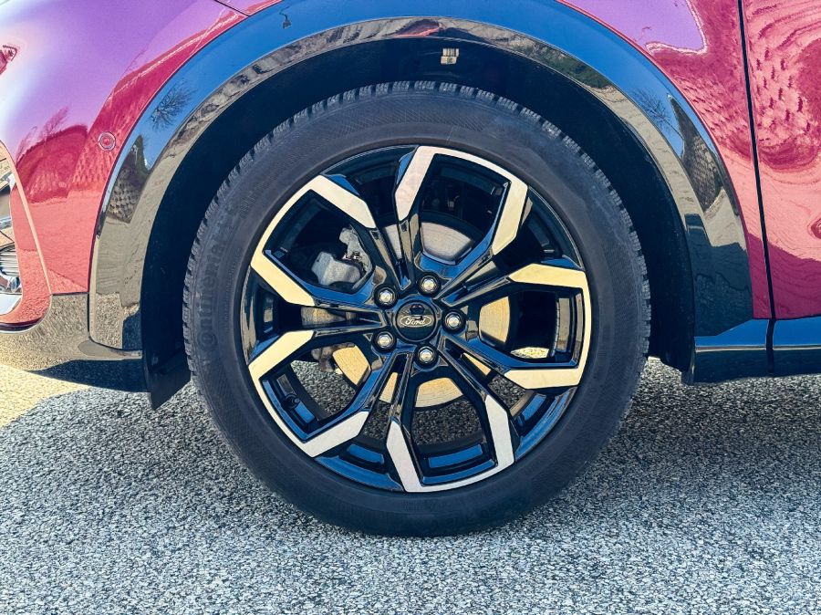 Fordulatosan - Ford Puma Vivid Ruby Edition - STYLENEWS - Mobility - 2023 Ford Puma Vivid Ruby teszt, Ford Puma teszt, Ford Puma Vivid Ruby teszt, Puma Ford, Vivid Ruby Puma, 