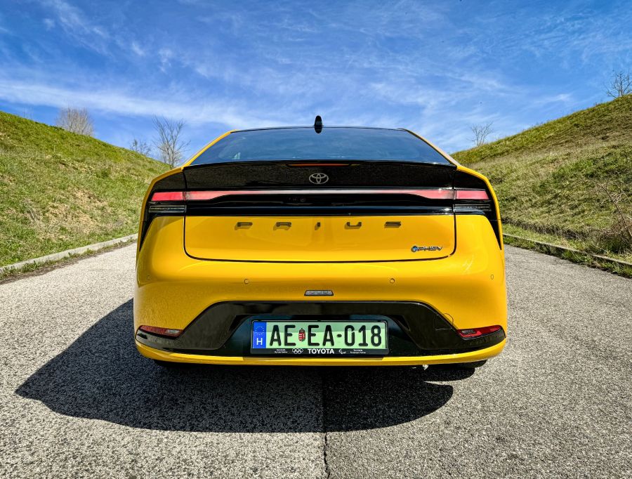 Minek nevezzelek? – Toyota Prius Plug-in Hybrid Executive - STYLENEWS - Mobility - 2023 Toyota Prius PHEV teszt, prius 2023, prius 2024, prius 5, prius plug in, Toyota Prius Plug-in Hybrid Executive teszt, Toyota Prius teszt, 