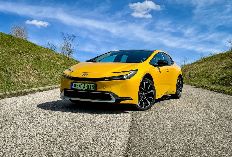 Minek nevezzelek? – Toyota Prius Plug-in Hybrid Executive - STYLENEWS - Mobility - 2023 Toyota Prius PHEV teszt, prius 2023, prius 2024, prius 5, prius plug in, Toyota Prius Plug-in Hybrid Executive teszt, Toyota Prius teszt, 