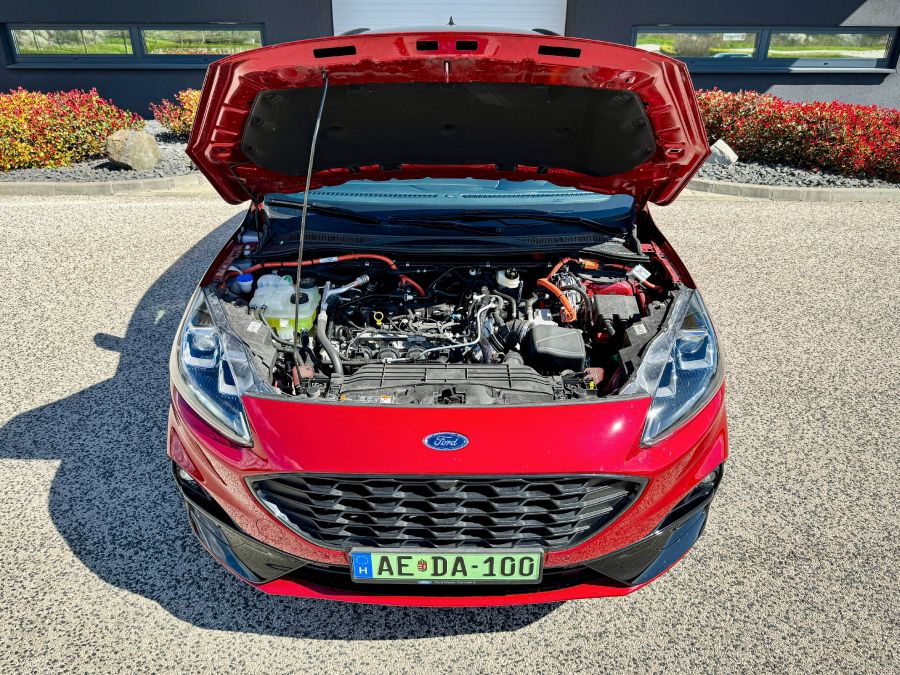 Attól, hogy nem fiatal, még ne írjuk le – Ford Kuga 2.5l Plug-In Hybrid AT FWD - STYLENEWS - Mobility - 2023 Kuga, Ford Kuga PHEV teszt, Ford Kuga plug-in hybrid teszt, Kuga ford, 