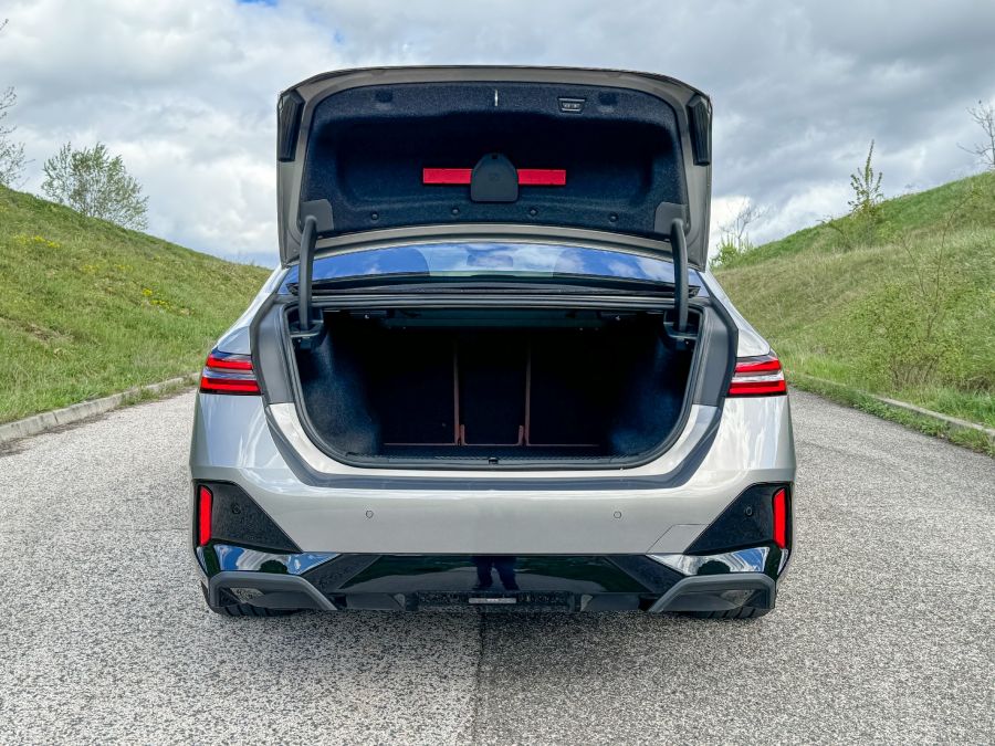 A vezetői szedán – BMW 520d xDirive - STYLENEWS - Mobility - 2024 BMW 520d xdrive teszt, 520d 2023, 520d bmw, 520d teszt, 520d xdrive, BMW 520d xdrive teszt, 