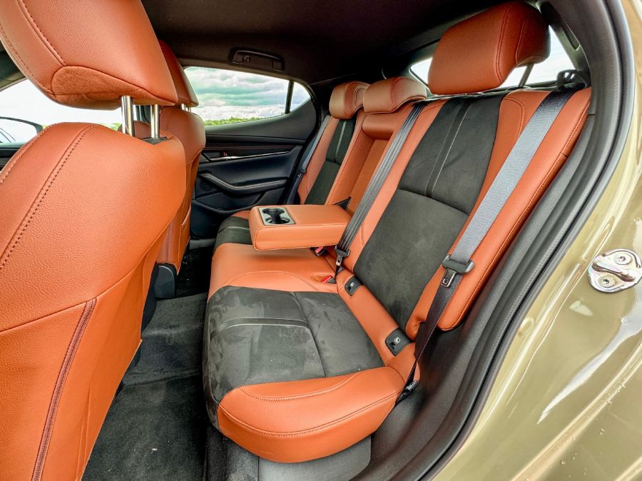 A régi igenis lehet új – Mazda 3 Nagisa - STYLENEWS - Mobility - 2024 Mazda 3 Nagisa, mazda 3, Mazda 3 teszt, 