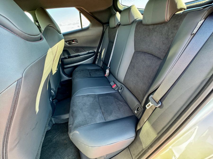 Továbbra is a jövőt mutatja – Toyota C-HR plug-in hybrid GR Sport Premier Edition - STYLENEWS - Mobility - 2024 Toyota C-H, 2024 Toyta C-HR plug-in hybrid GR Sport Premier Edition teszt, C-HR PHEV GR Sport teszt, CHR teszt, Toyota C-HR PHEV teszt, toyota chr, 