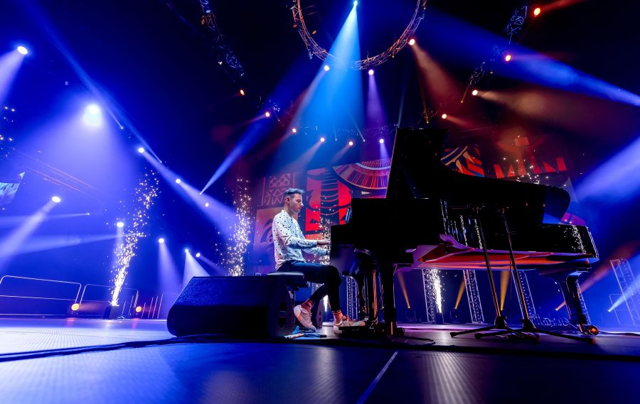 A világsztár magyar zongorazseni újra az MVM Dome-ban - Rendezvények -  - mvm dome, péter bence, 