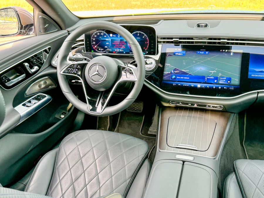 Álló csillag az autógyártásban – Mercedes-Benz E 220 D Exclusive - STYLENEWS - Mobility - 2024 Mercedes E  220d teszt, Mercedes E 220d  Exclusive teszt, Mercedes-Benz E osztály limuzin teszt, 